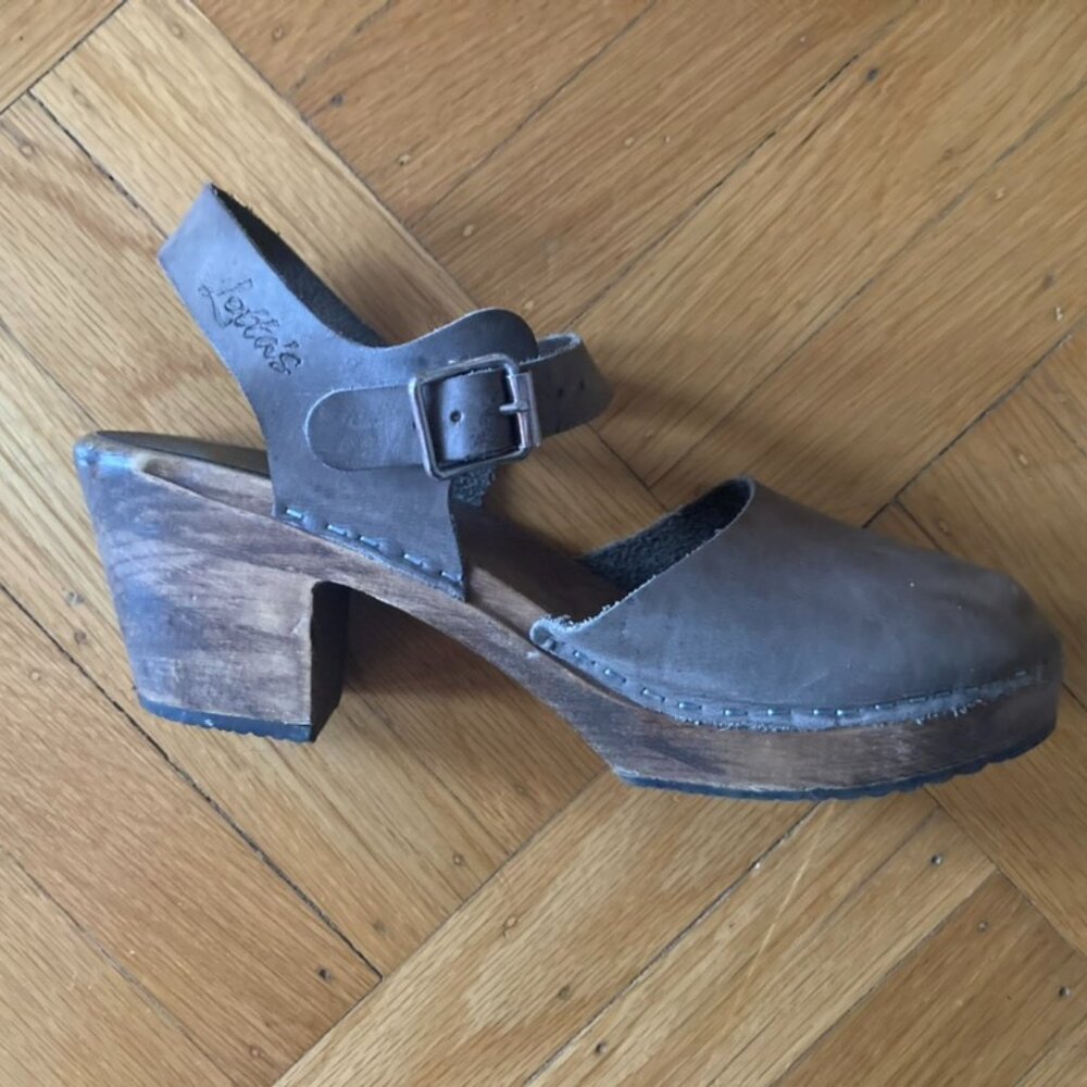 Lotta From Stockholm Swedish Highwood Clogs in Taupe